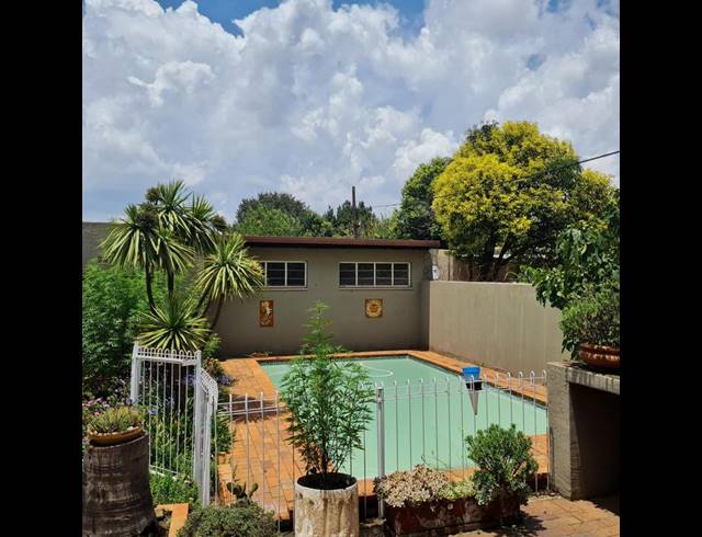 4 BEDROOM HOUSE FOR SALE IN PRIMROSE